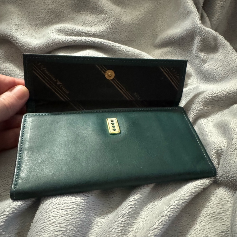 Vintage Rolfs Cowhide Wallet Dark Green Snap Close 12 Card Slots 2 bill Slots - Picture 5 of 11